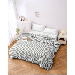 Българска олекотена завивка със зимен пълнеж 200/210 Stripes Emma