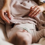 Бежово плетено бамбуково одеяло за бебе 75х100 см
